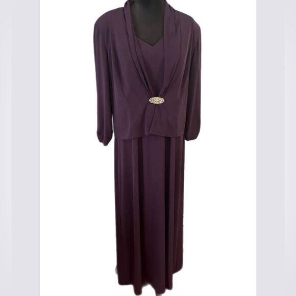 Alex Evening Mother of the Bride sleepless dress with jacket. Size. 16 - Picture 4 of 15